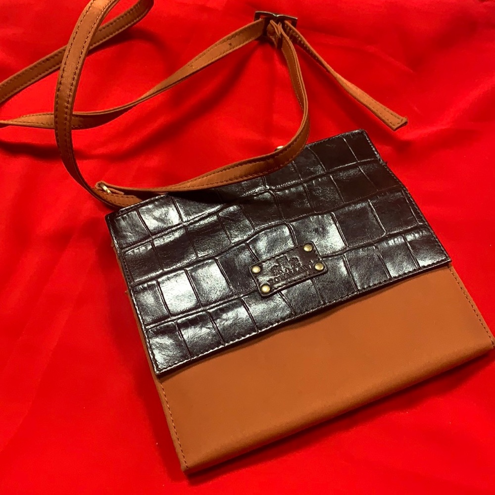Rowallan of Scotland cross body purse!!